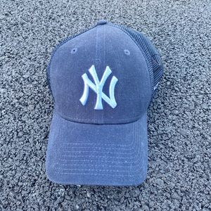 Yankees New Era Trucker Hat (Snapback)